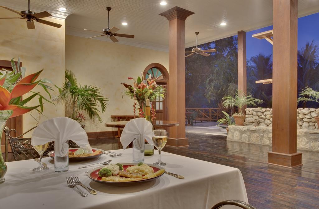 Mahogany Hall Luxury Boutique Resort San Ignacio Dış mekan fotoğraf
