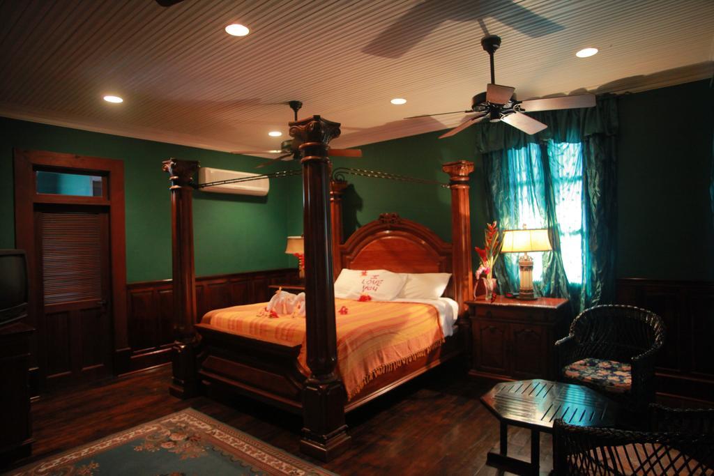 Mahogany Hall Luxury Boutique Resort San Ignacio Dış mekan fotoğraf