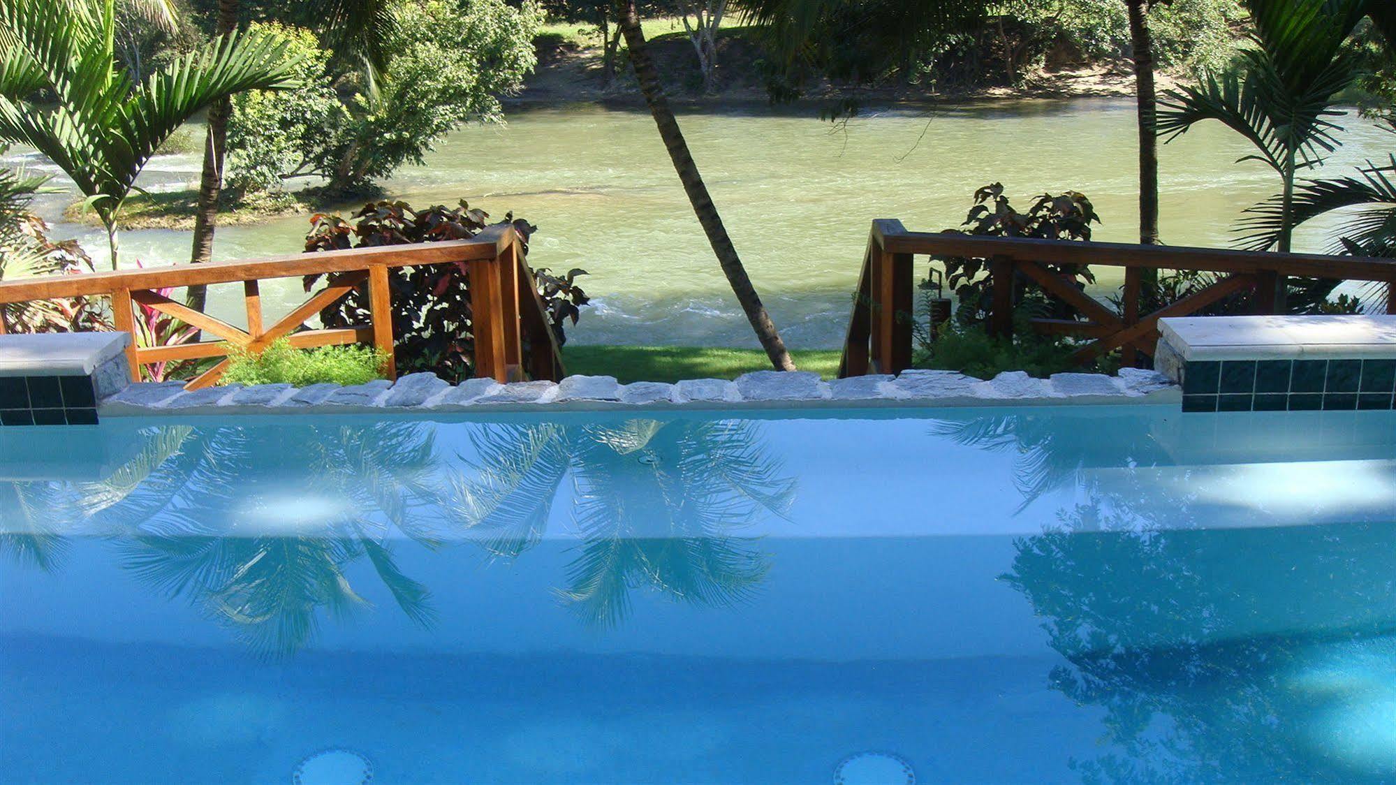 Mahogany Hall Luxury Boutique Resort San Ignacio Dış mekan fotoğraf